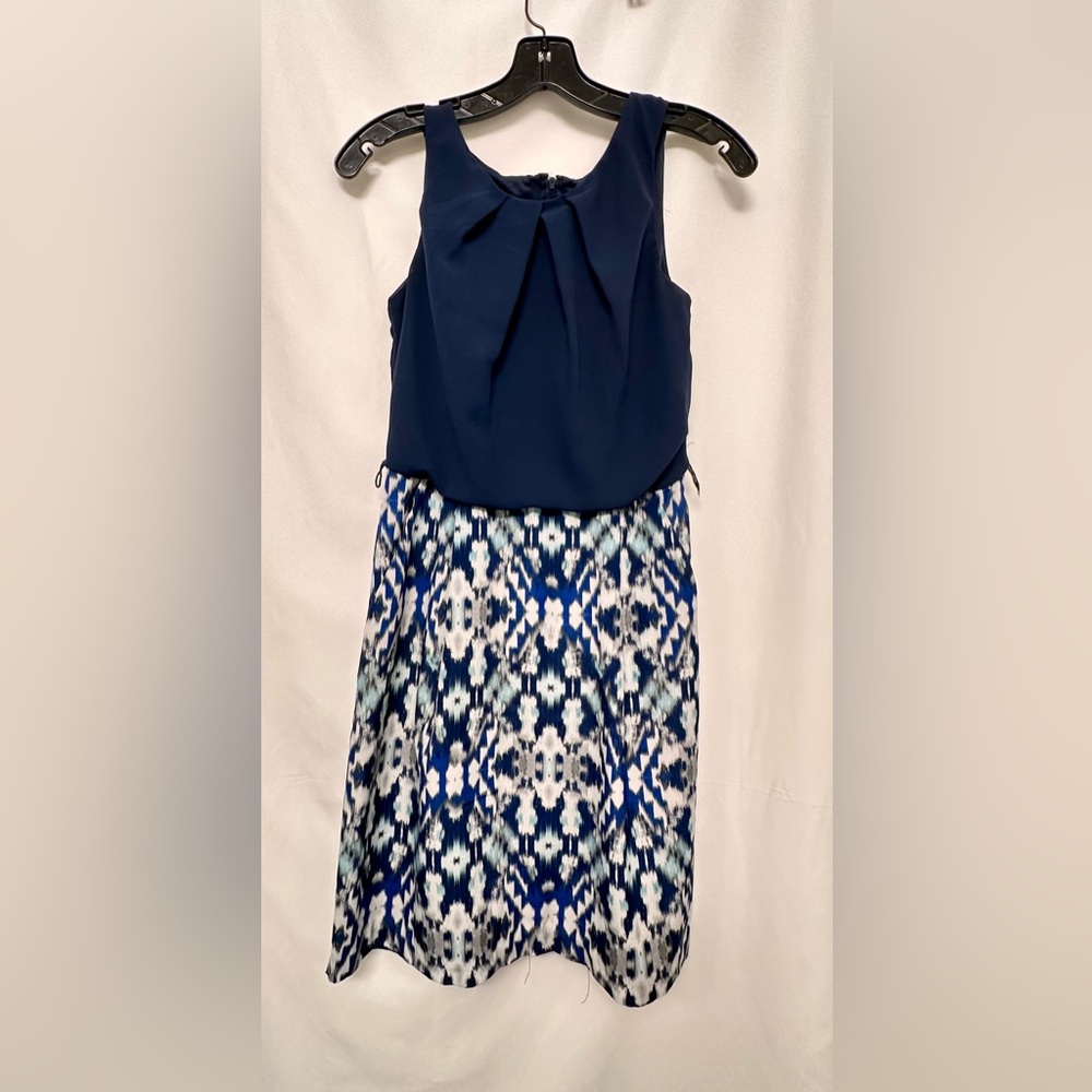 LN San Francisco Blue Ikat Print Sleeveless Dress – Size 6